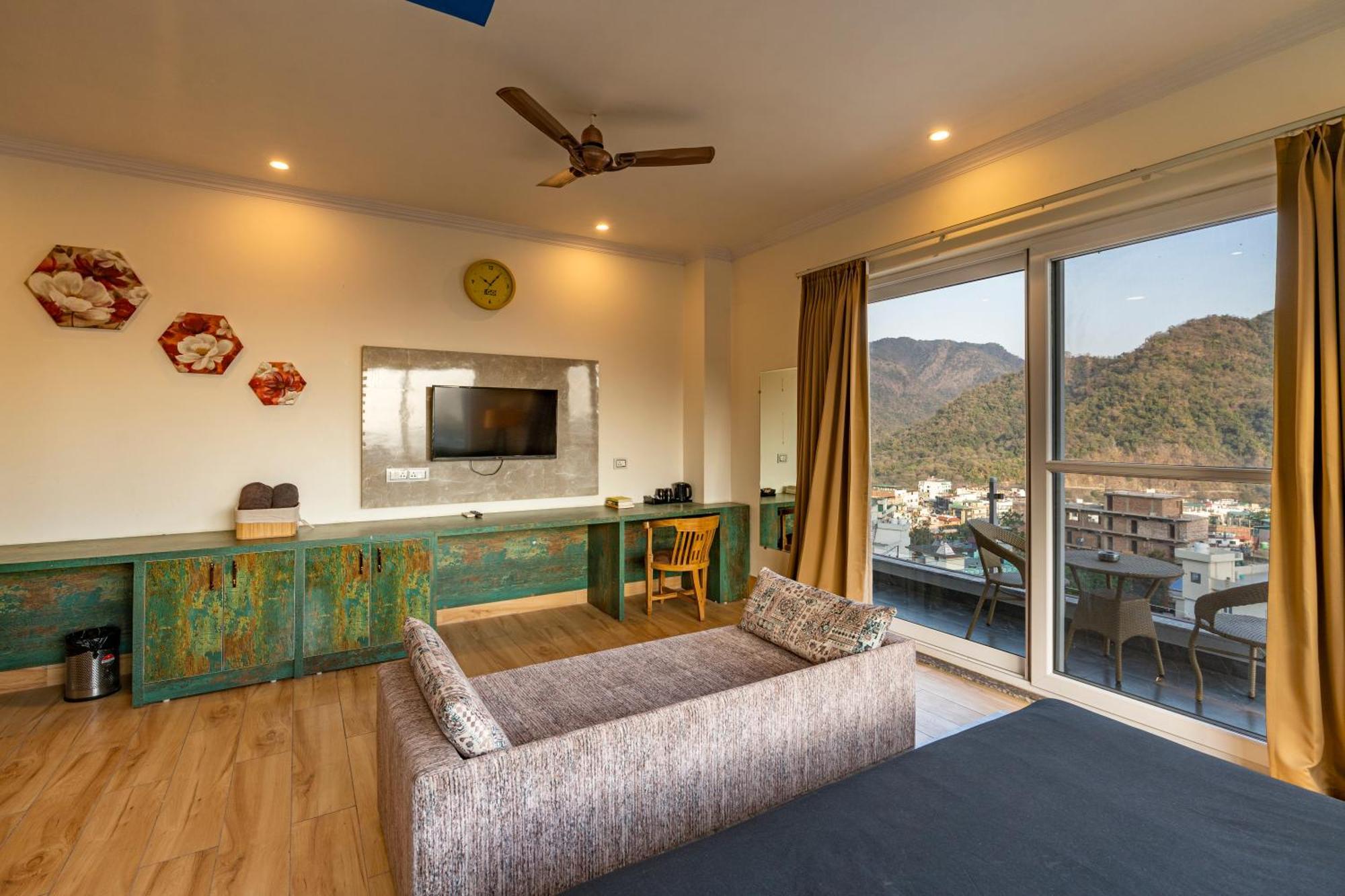 The Hosteller Rishikesh, Upper Tapovan Kültér fotó